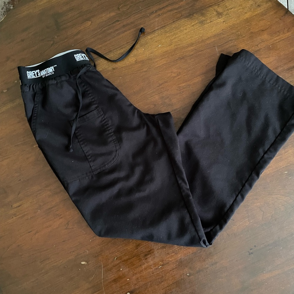Small Greys Anatomy active by Barco scrub pants